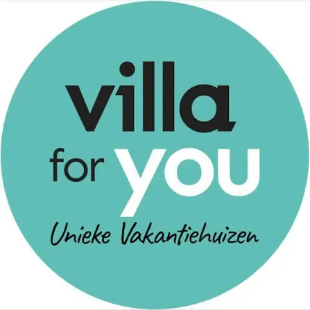 Villa for You bookings team