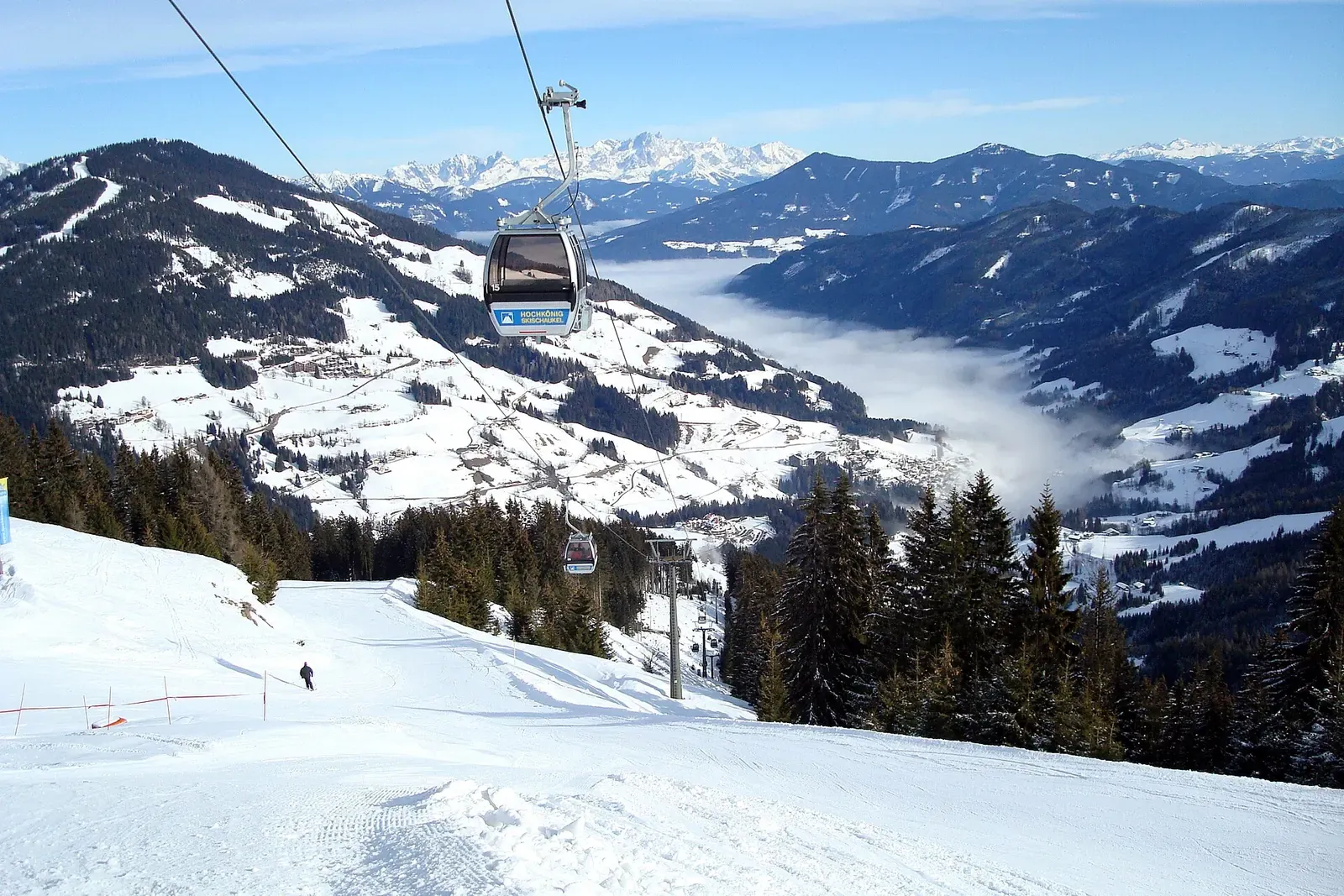 Skiing at Hochkönig