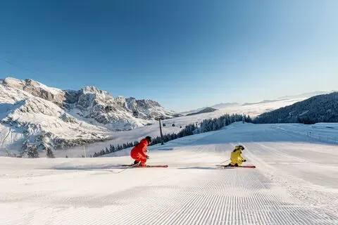 Skiing at Hochkönig