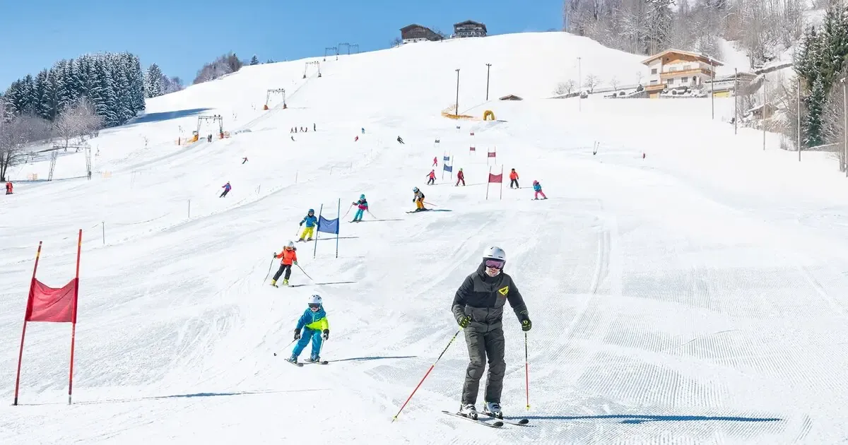 Skiing at Nagelköpfl