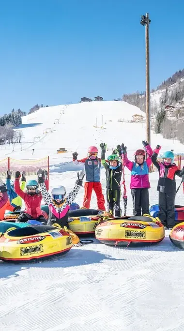 Skiing at Nagelköpfl