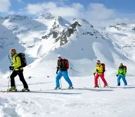 Skiing at Weißsee Gletscherwelt