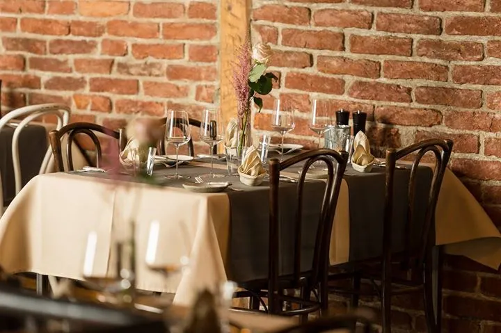 Kraftwerk restaurant & winebar